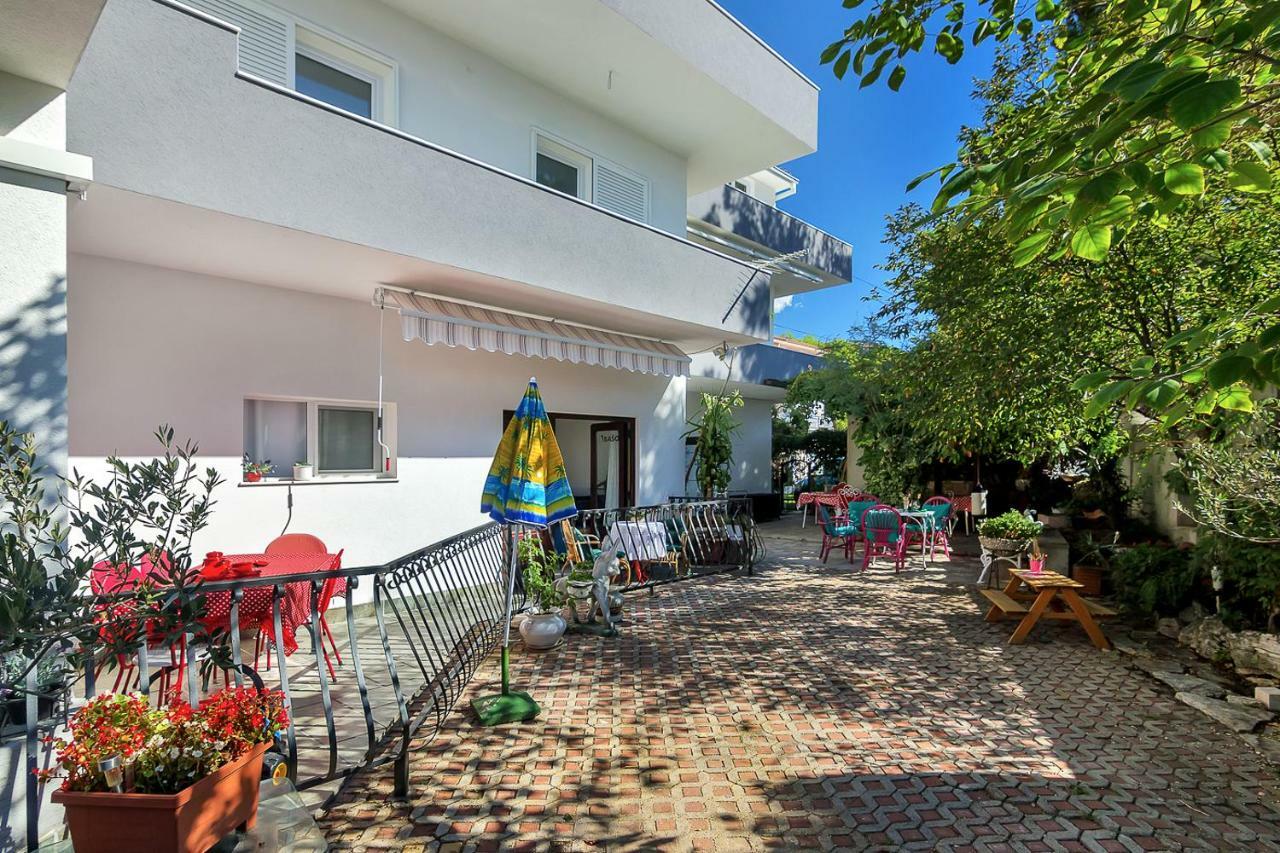 Apartmani Maja Макарска Экстерьер фото